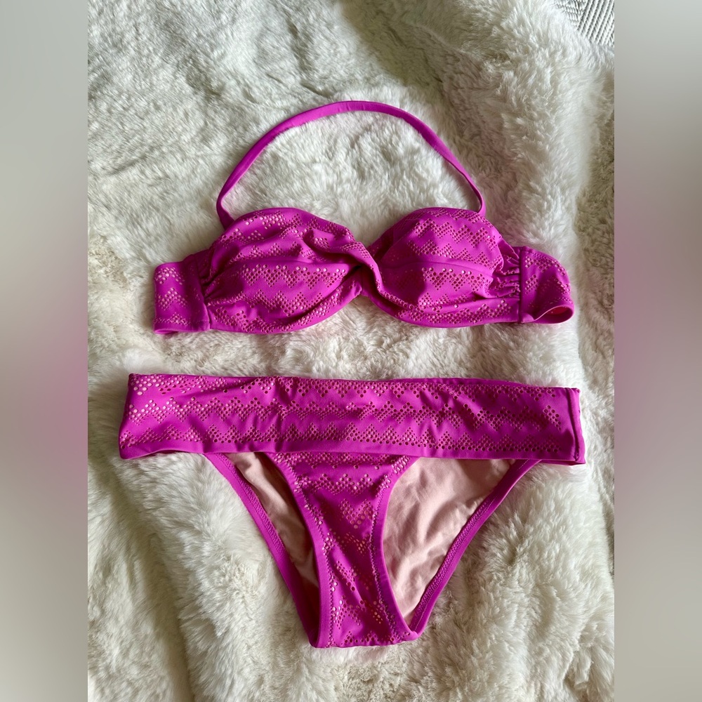 Victoria's Secret Swim Set (bikini top 32B, bottom XS, luxurious Italian fabric)